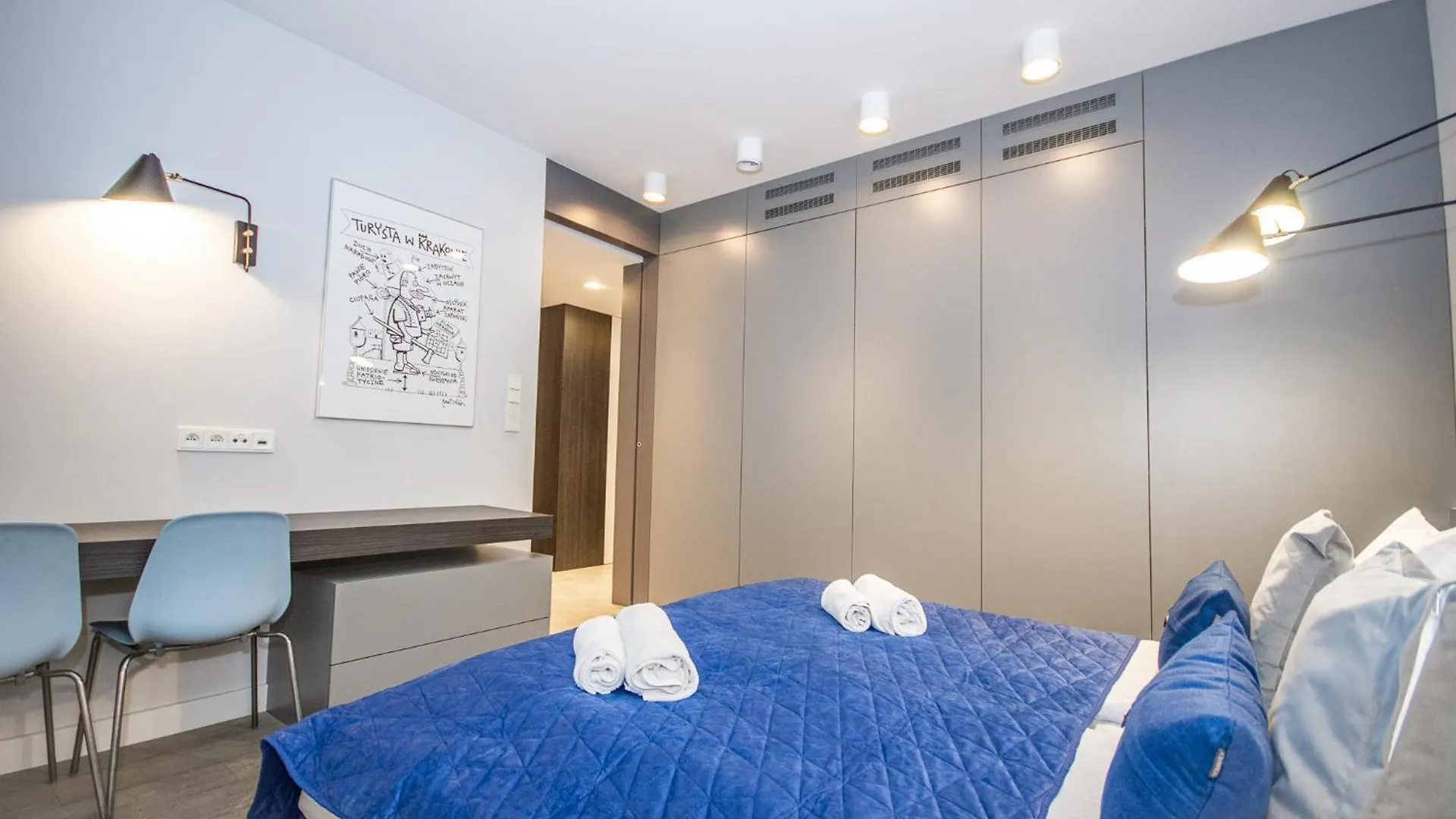 Family Apartment With 2 Bedrooms, Huge Balcony, Free Parking, 10 Minutes Walk To Main Square And Kazimierz District Krakow Poland