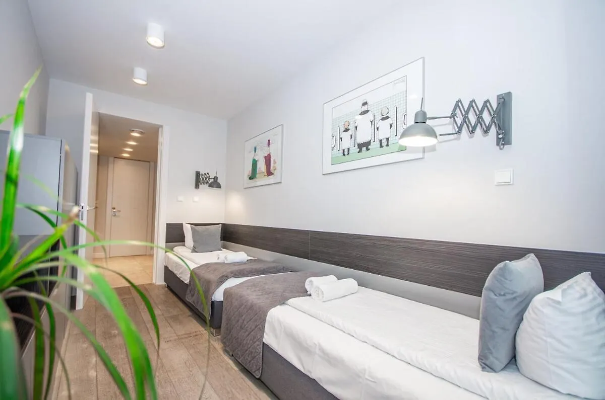 Family Apartment With 2 Bedrooms, Huge Balcony, Free Parking, 10 Minutes Walk To Main Square And Kazimierz District Krakow