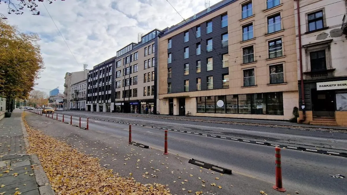 Family Apartment With 2 Bedrooms, Huge Balcony, Free Parking, 10 Minutes Walk To Main Square And Kazimierz District Krakow
